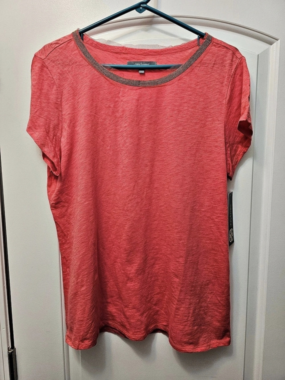 daisy fuentes The Decorative T Red Short Sleeve Top XL NWT